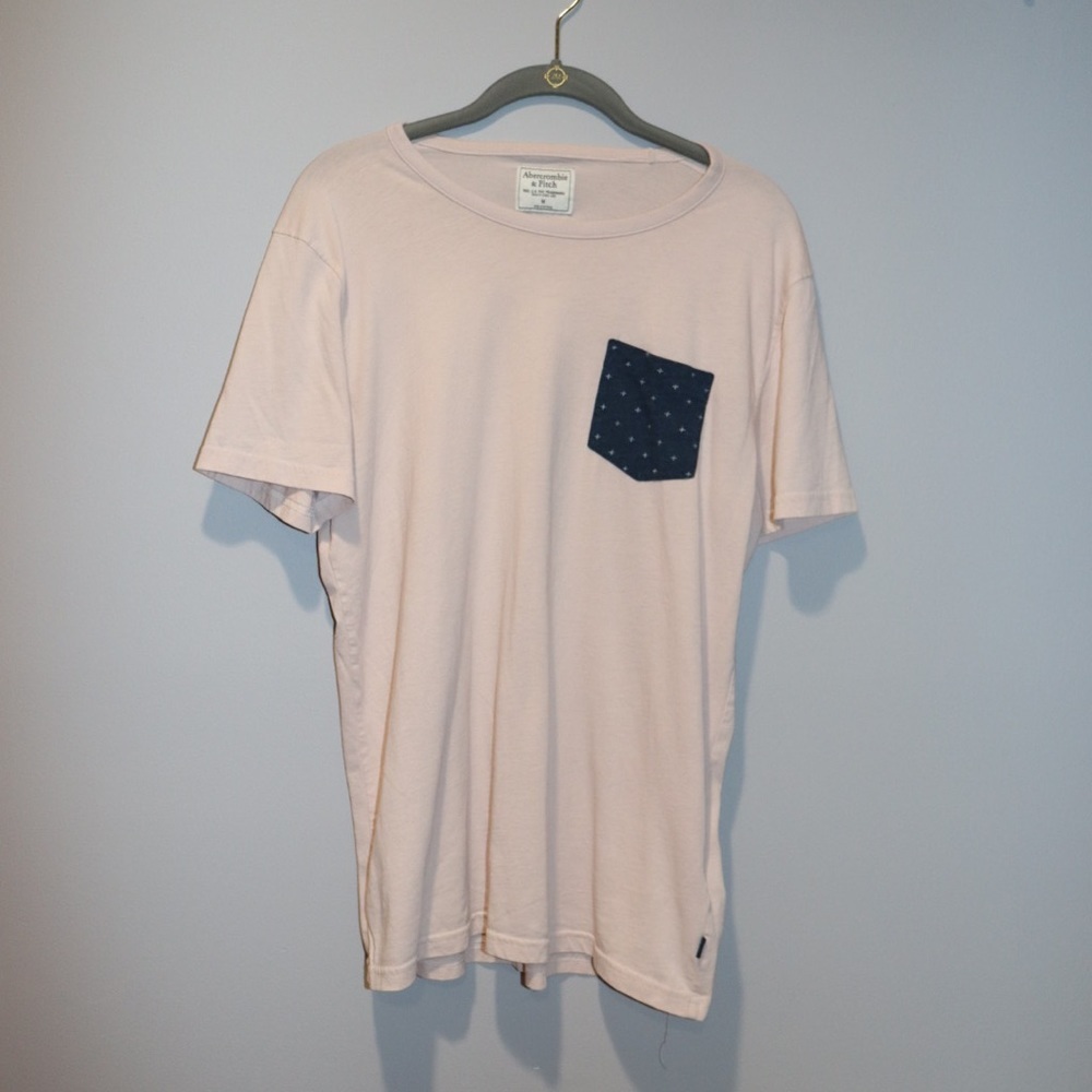 Men’s Abercrombie & Fitch Pink T-Shirt